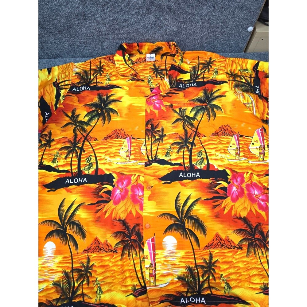 La Leela Shirt Mens Size 2X Hawaiian Button Down Work Casual Beach Palm Tree